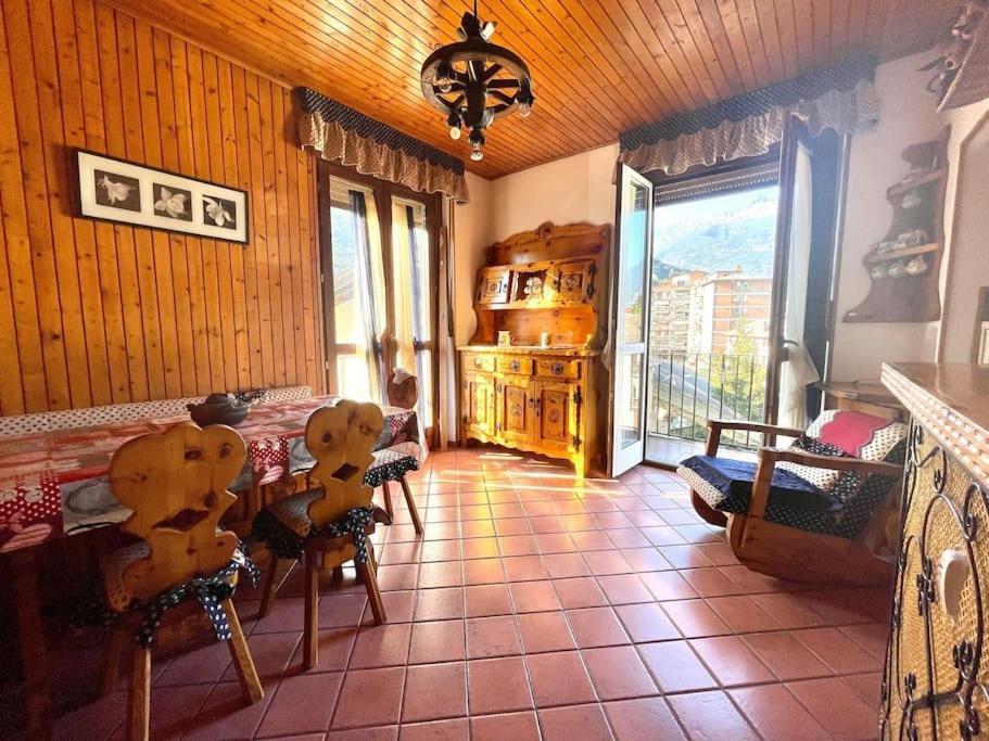 Rustic House Aostaアパートメント エクステリア 写真